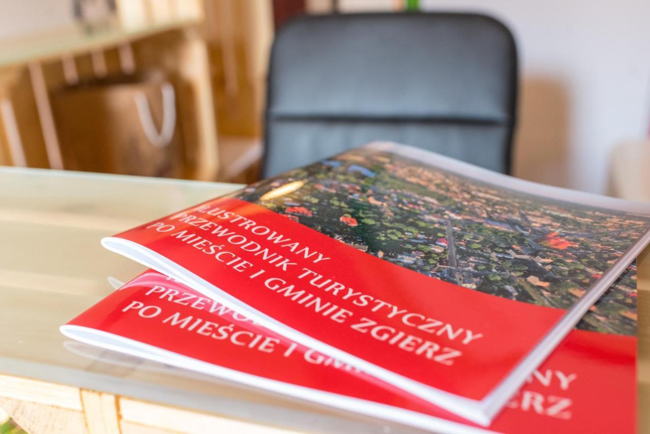 Ostello Gosciniec Folkier Zgierz Esterno foto